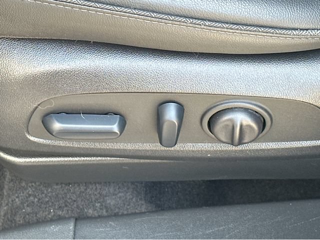 Used 2023 Buick Encore GX Select w/ Safety Package II FWD image 30