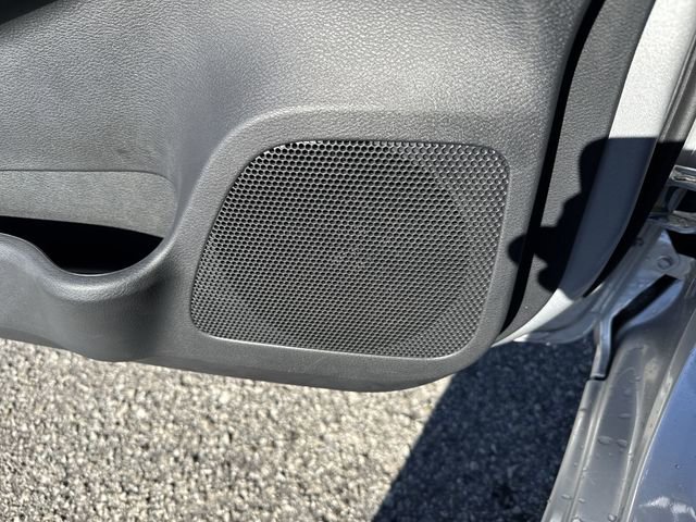 New 2025 Nissan Versa SR w/ Trunk Package FWD image 25