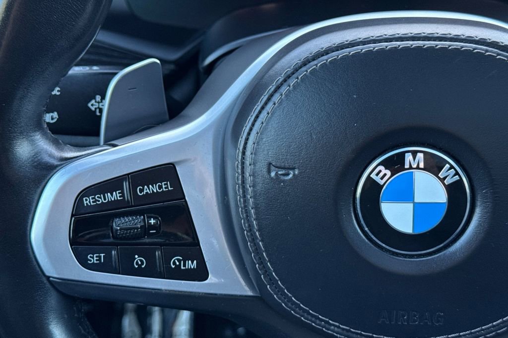 Used 2022 BMW X7 xDrive40i w/ M Sport Package image 28