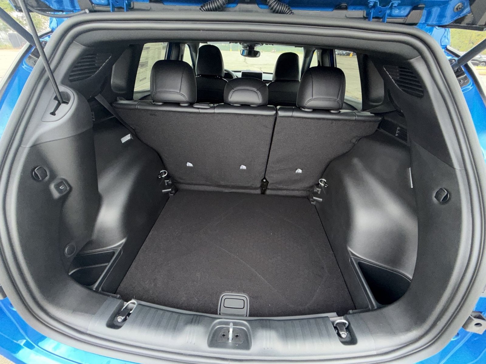 New 2026 Jeep Compass Latitude AWD/4WD image 22