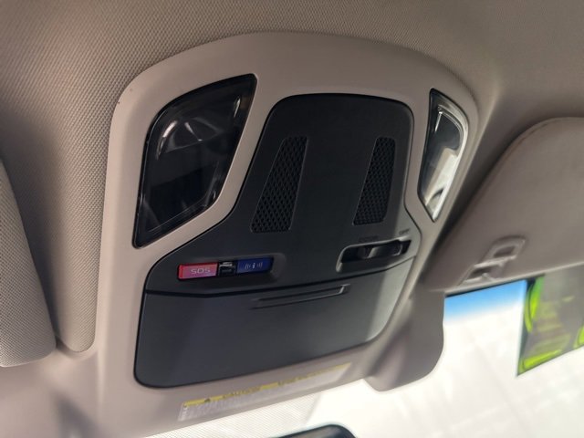 Used 2022 Subaru Outback Premium image 15