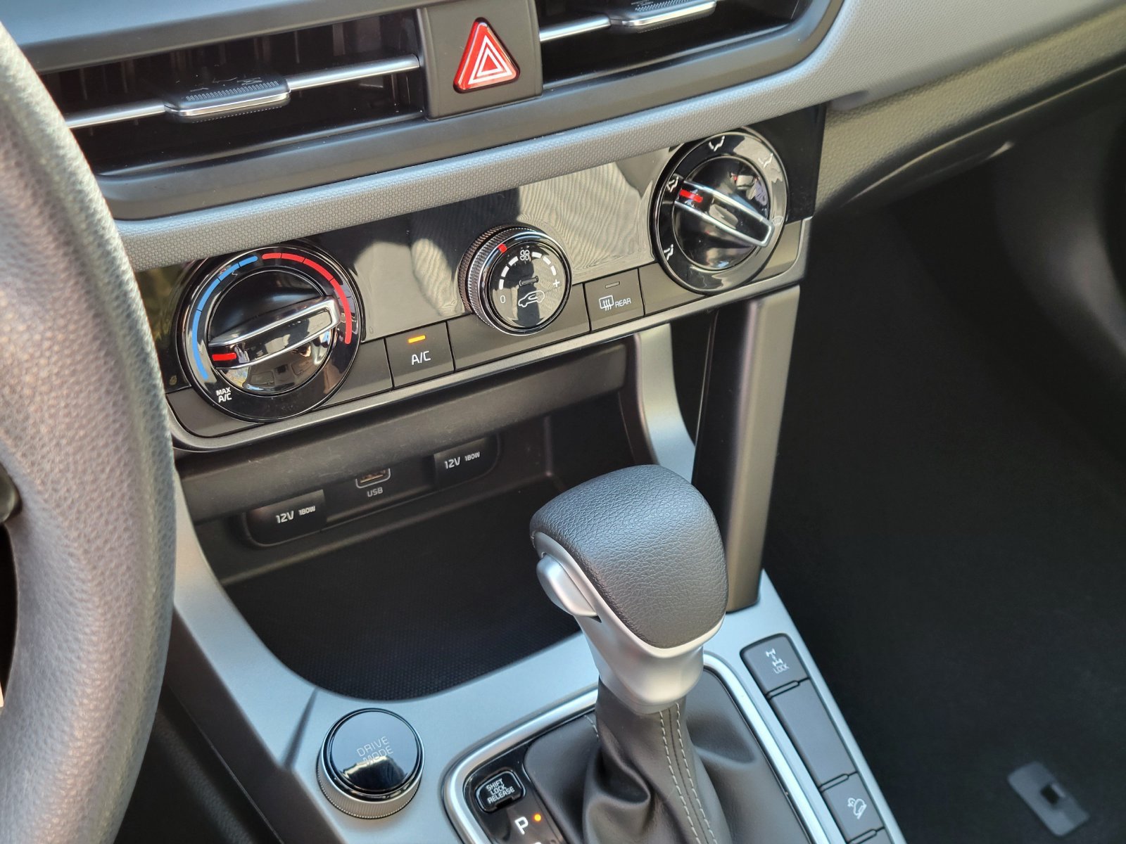Certified 2024 Kia Seltos LX AWD/4WD image 19