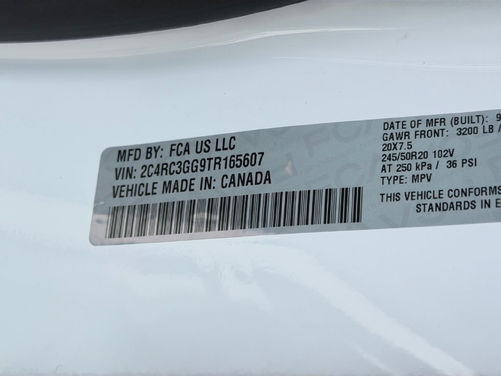 Used 2026 Chrysler Pacifica Limited w/ Uconnect Theater Family Group AWD/4WD image 30