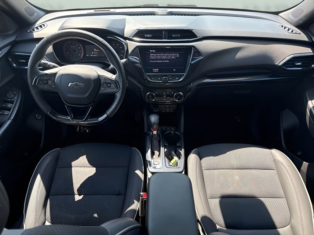 Used 2023 Chevrolet TrailBlazer RS w/ Sun and Liftgate Package FWD image 26