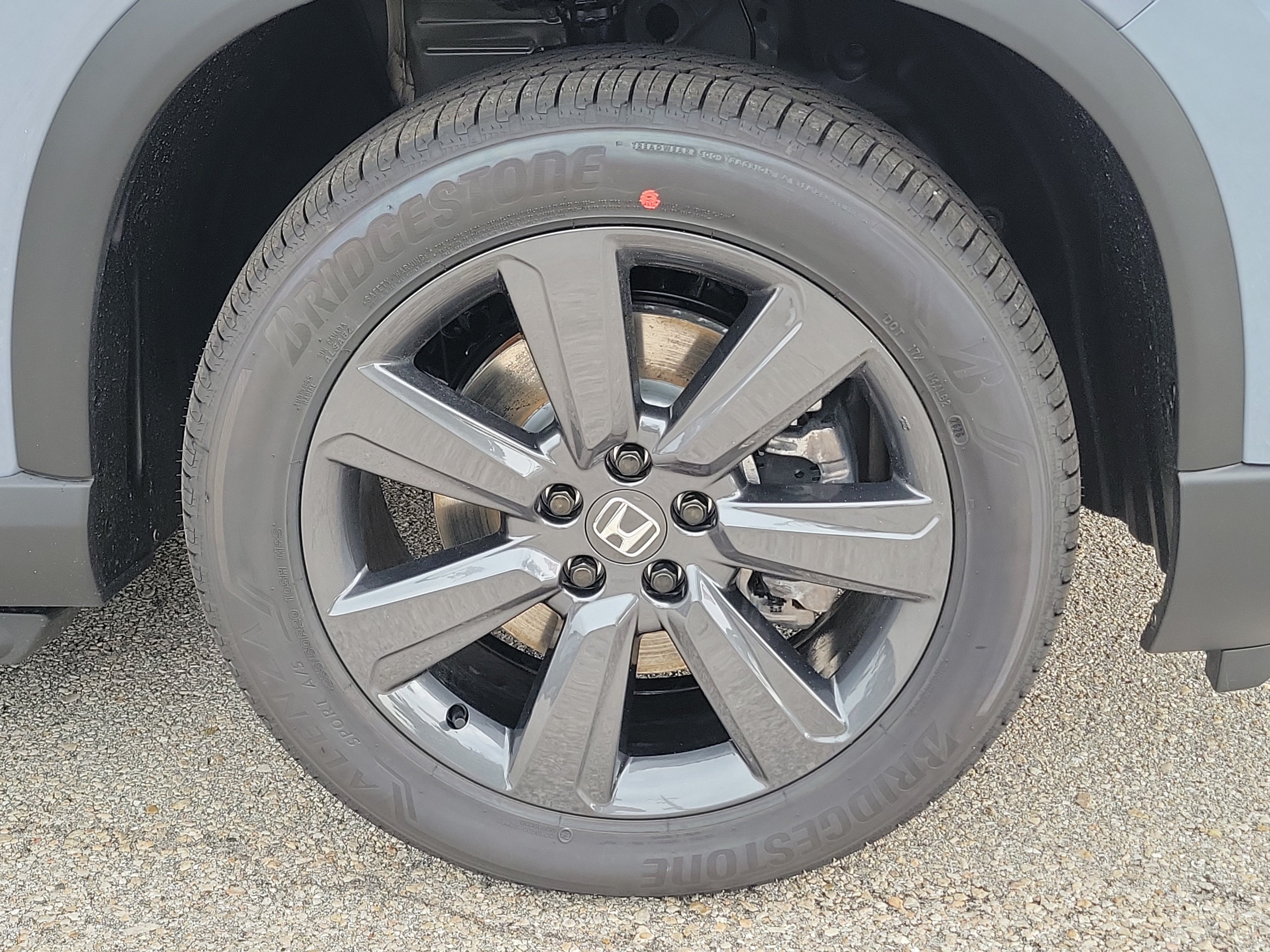 New 2026 Honda Pilot Sport image 8