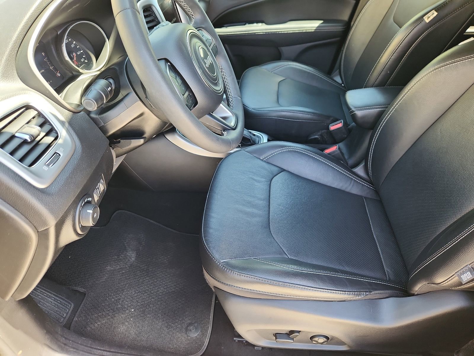 Used 2021 Jeep Compass 80th Special Edition AWD/4WD image 10