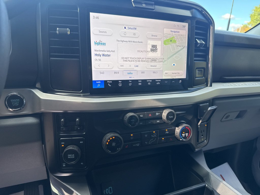 New 2026 Ford F250 XLT w/ XLT Premium Package AWD/4WD image 26