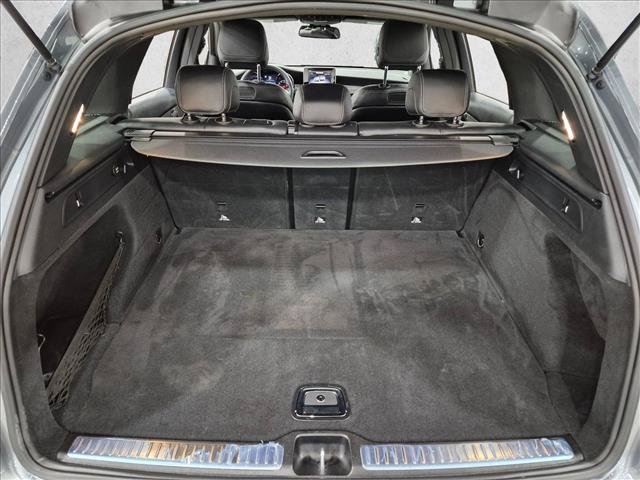 Used 2019 Mercedes-Benz GLC 300 image 6