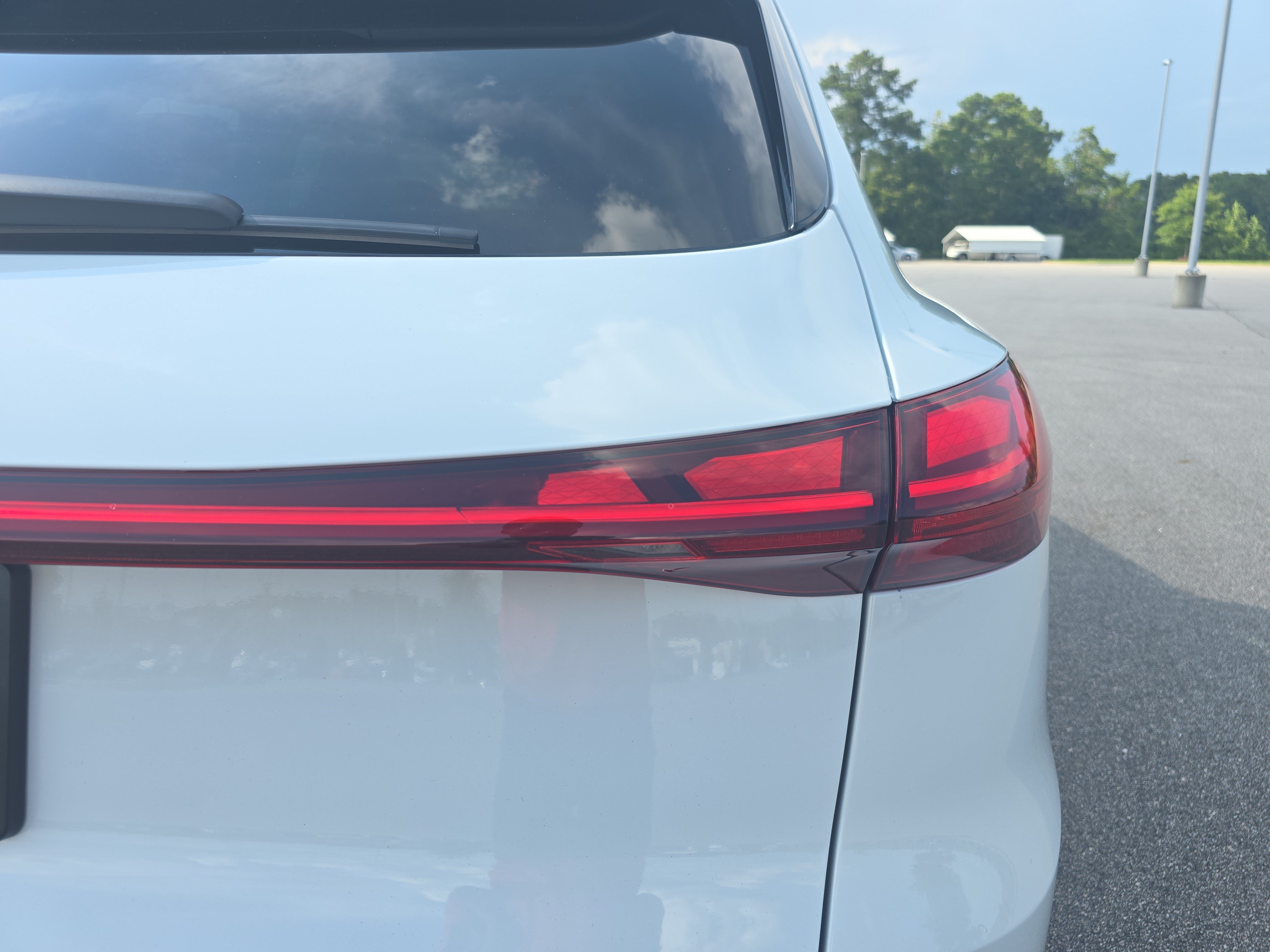 New 2026 Audi SQ5 Prestige AWD/4WD image 33