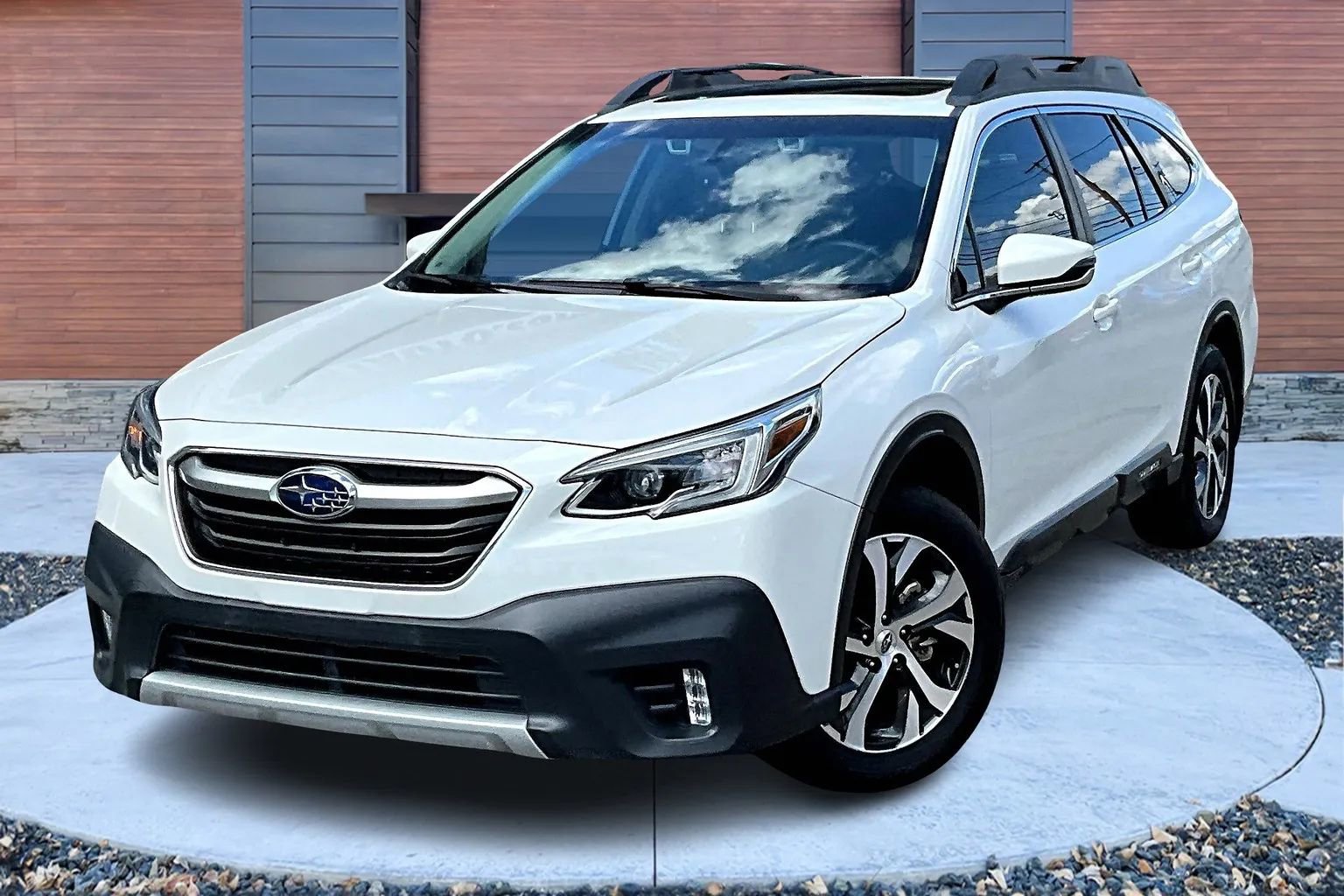 Used 2022 Subaru Outback Limited w/ Popular Package #2 image 12