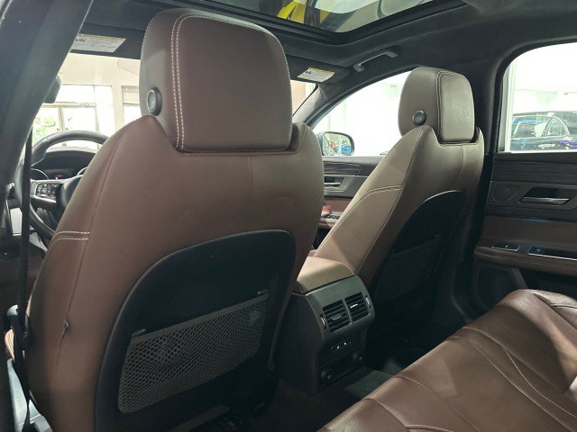 Used 2019 Jaguar XF S AWD/4WD image 44