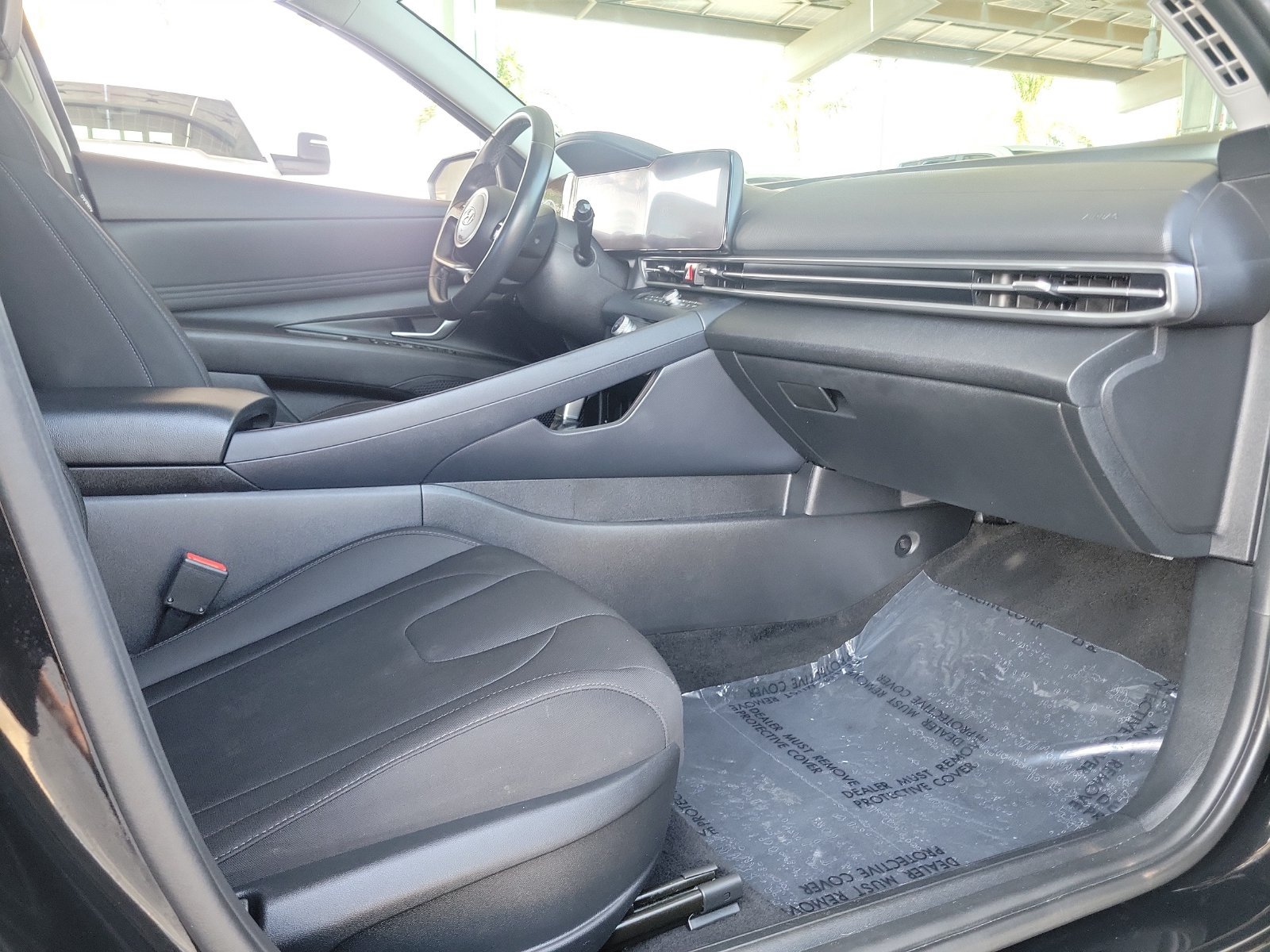 Used 2023 Hyundai Elantra SEL w/ Convenience Package FWD image 23