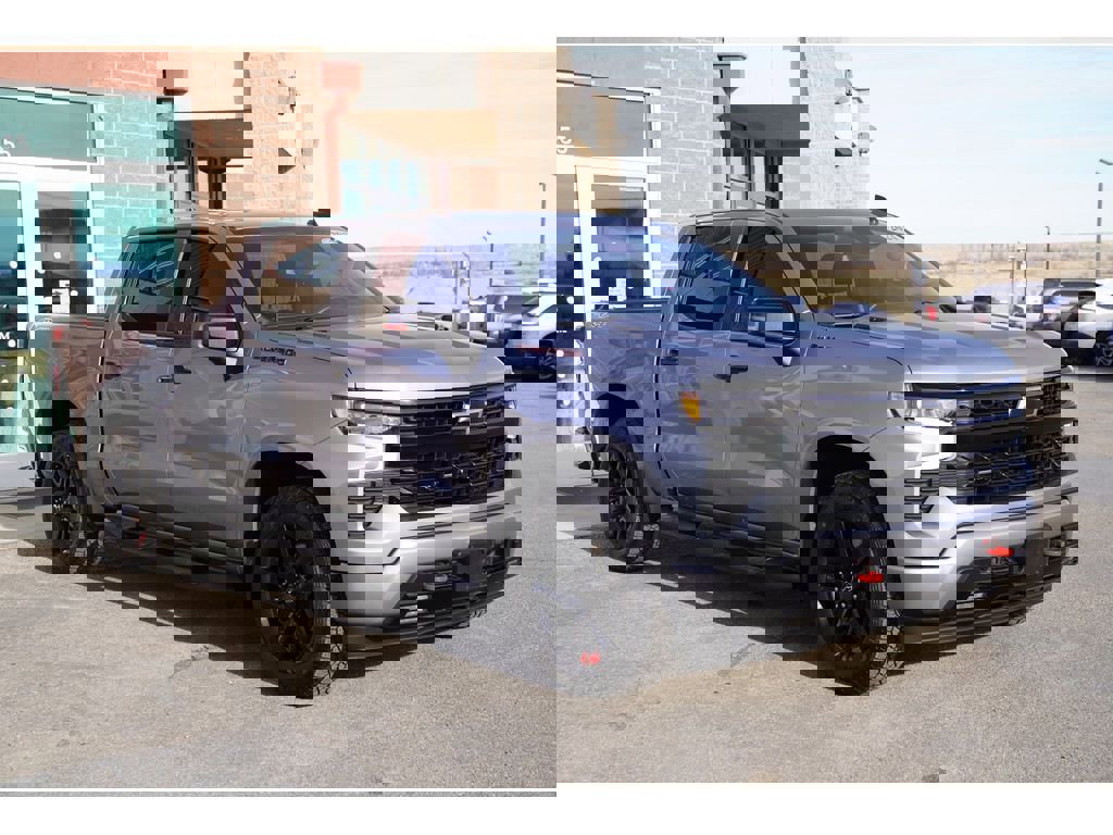Used 2024 Chevrolet Silverado 1500 RST w/ Redline Edition image 4