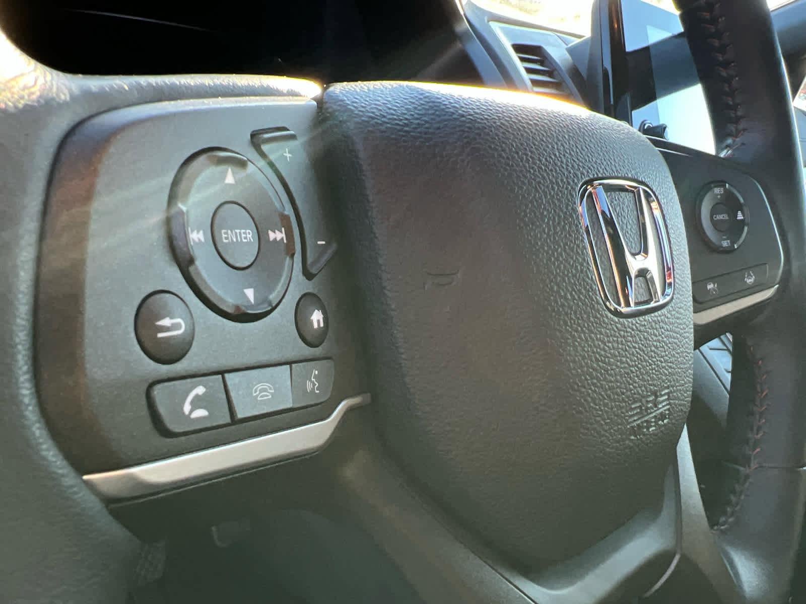 Used 2023 Honda Odyssey Sport image 12