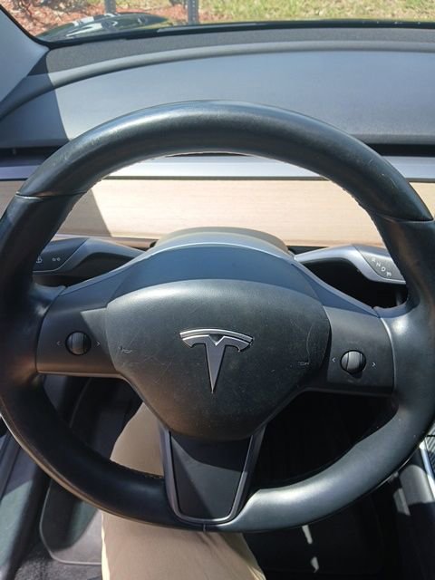 Used 2019 Tesla Model 3 Standard Range RWD image 6