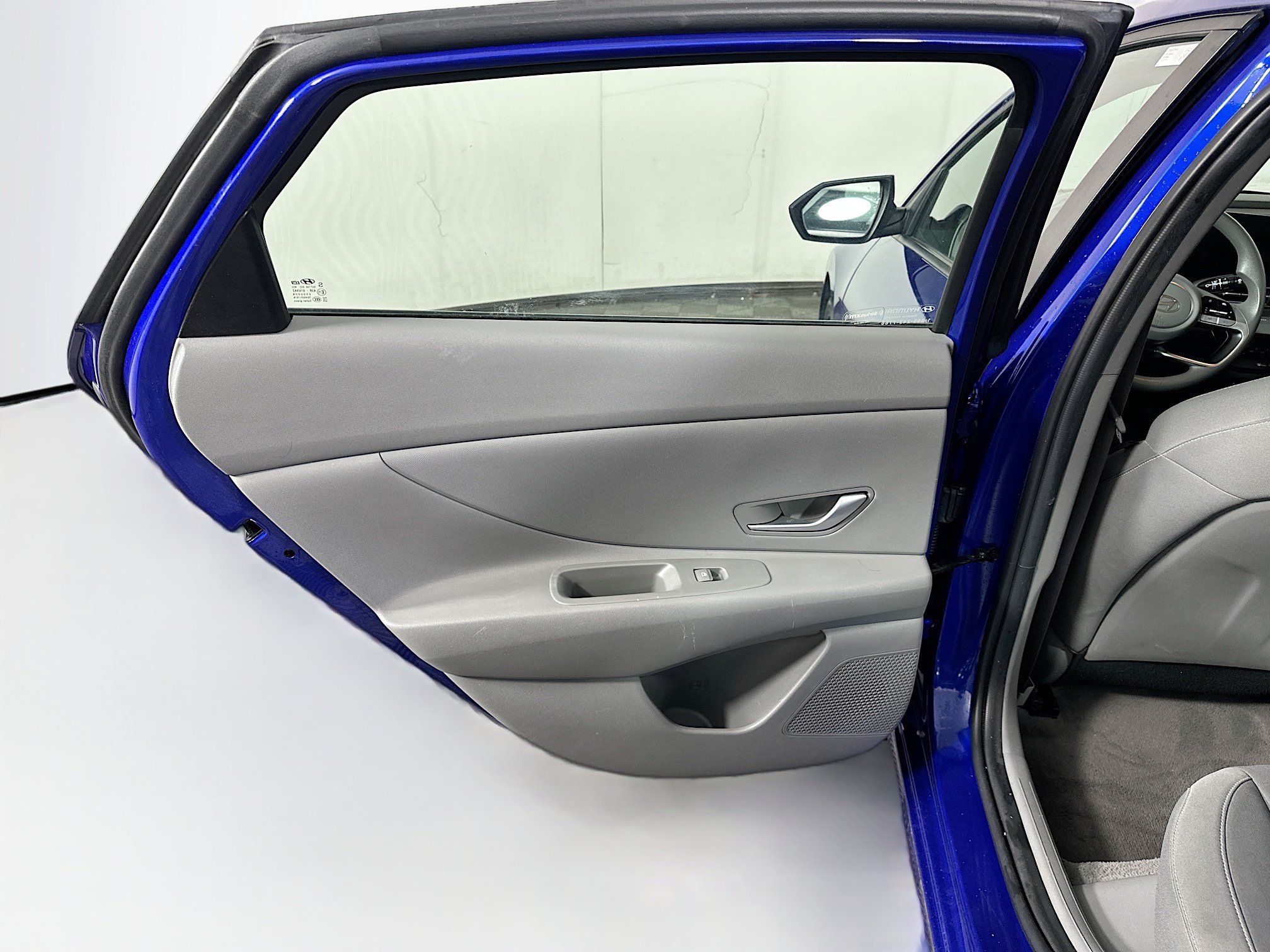 Used 2024 Hyundai Elantra SEL FWD image 26