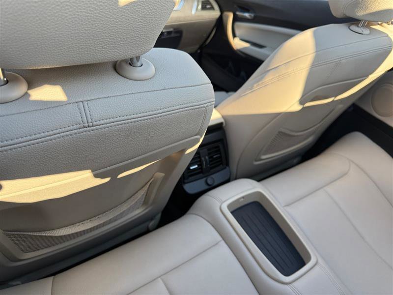 Used 2018 BMW 230i Convertible image 37