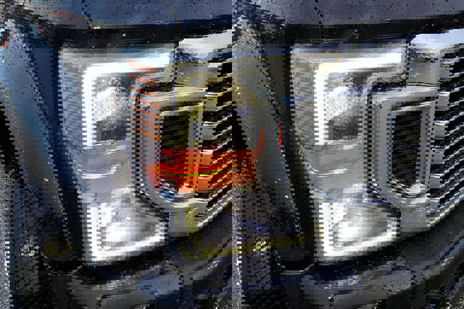 Used 2022 Ford F450 Platinum w/ FX4 Off-Road Package image 25