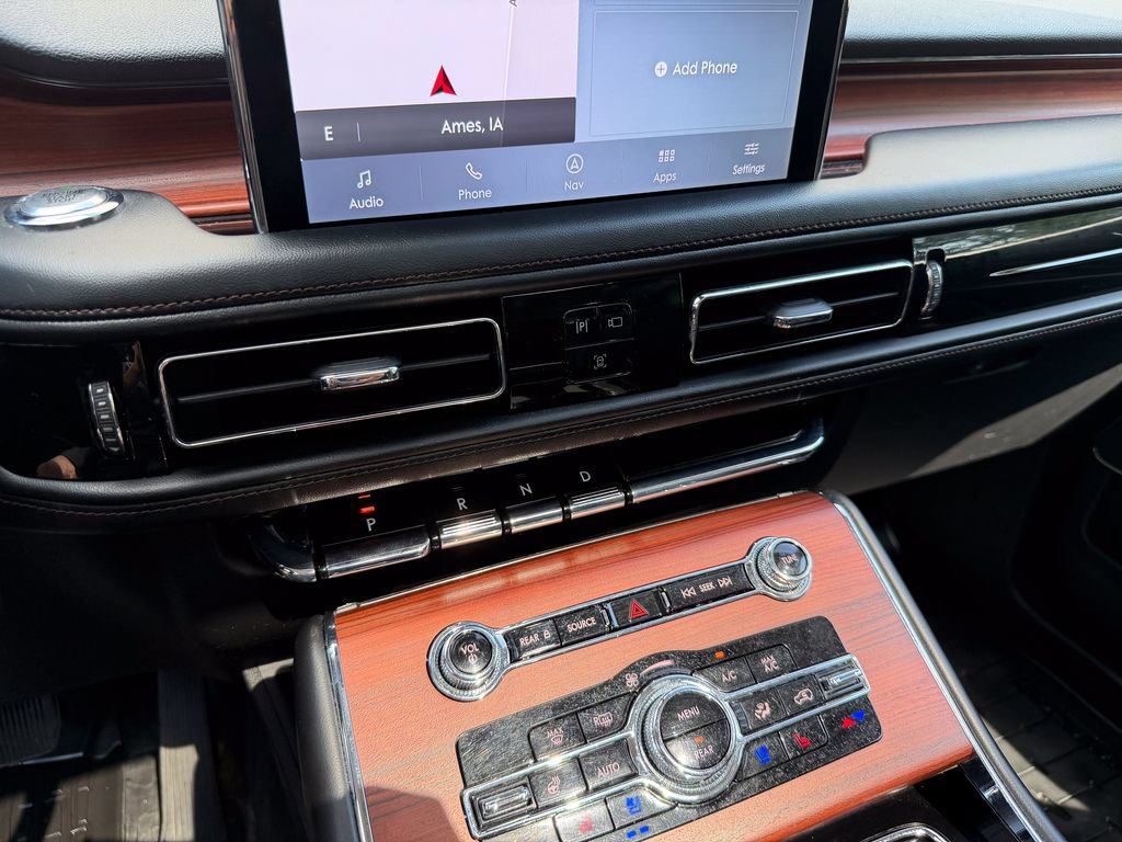 Used 2023 Lincoln Aviator Reserve w/ Elements Package Plus AWD/4WD image 37