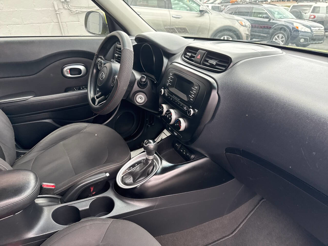 Used 2015 Kia Soul image 26