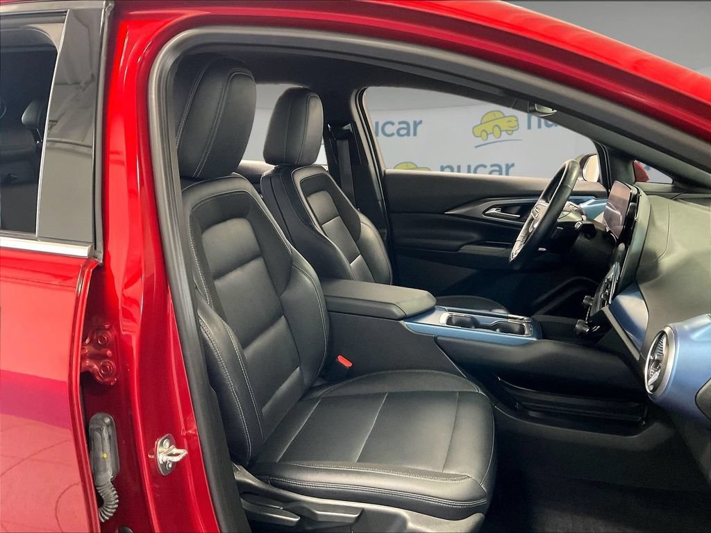 Used 2024 Chevrolet Equinox EV LT FWD image 11