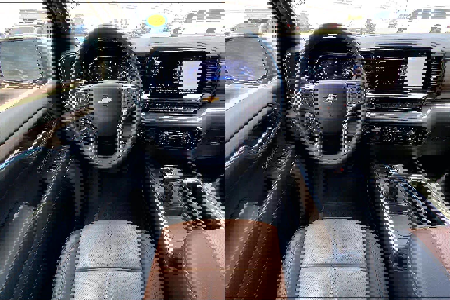 Used 2024 Chevrolet Silverado 1500 High Country w/ Technology Package AWD/4WD image 6