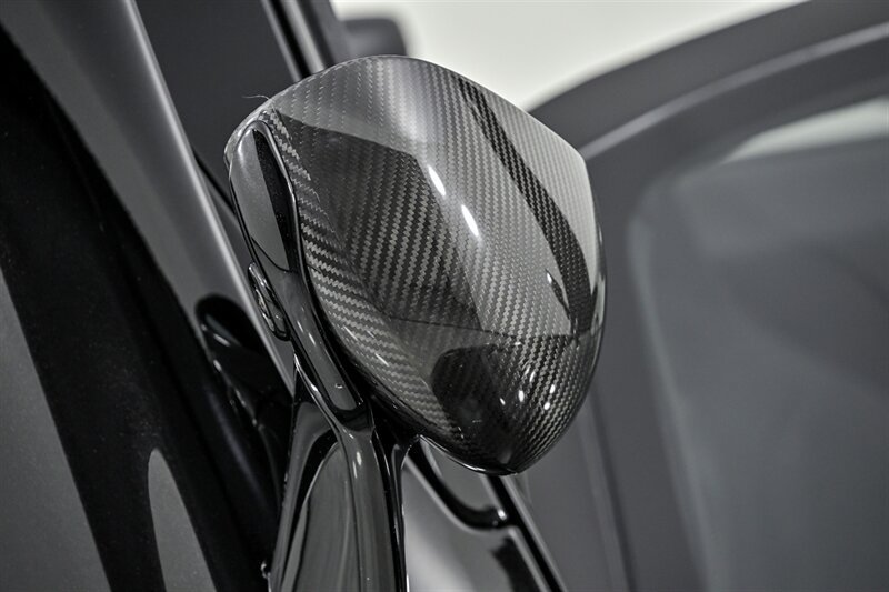Used 2020 McLaren 720S Performance RWD image 5