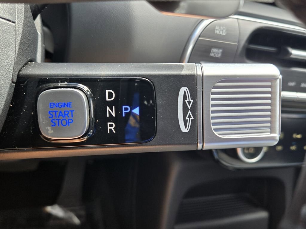 Used 2026 Hyundai Palisade Calligraphy image 19