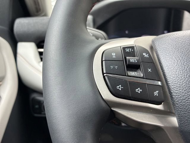 Used 2026 Ford Explorer Active w/ Active Comfort Package RWD image 27