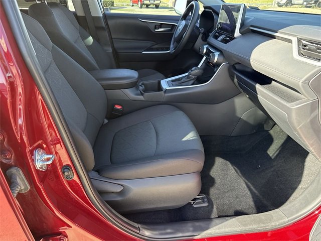 Used 2024 Toyota RAV4 XLE image 15