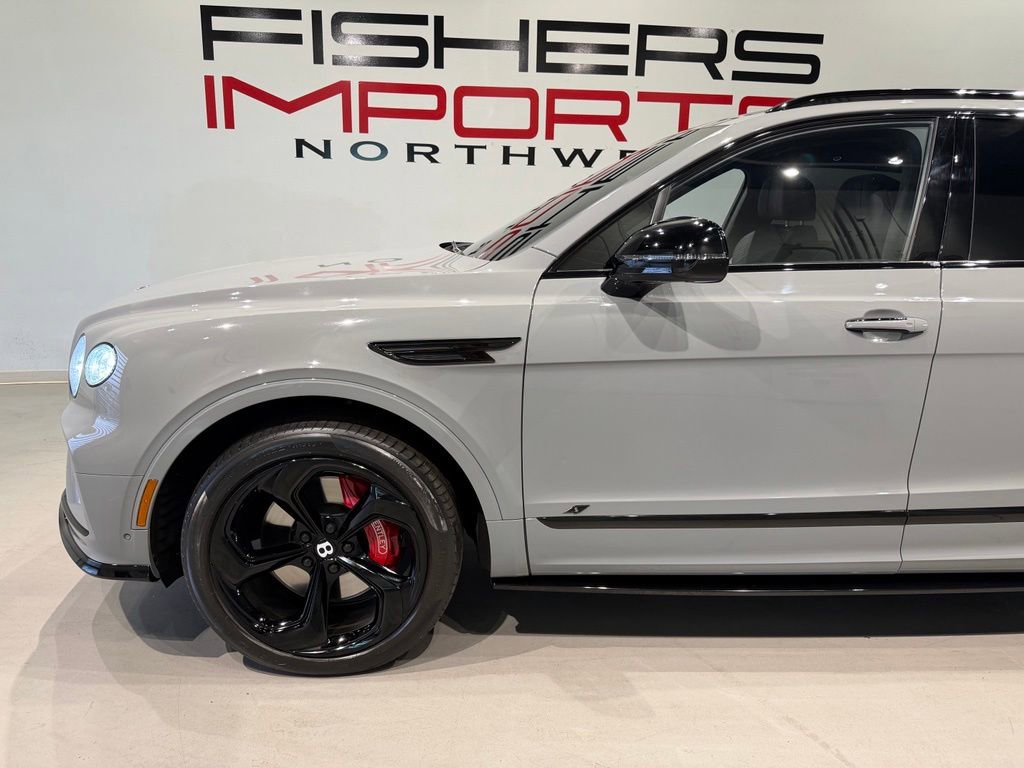 Used 2022 Bentley Bentayga AWD/4WD image 5