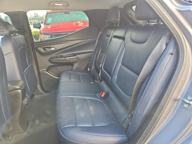 Used 2022 Chevrolet Bolt EUV Premier w/ Sun & Sound Package FWD image 26