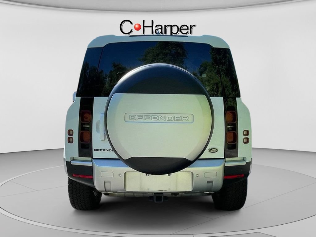 Used 2023 Land Rover Defender 110 S AWD/4WD image 4
