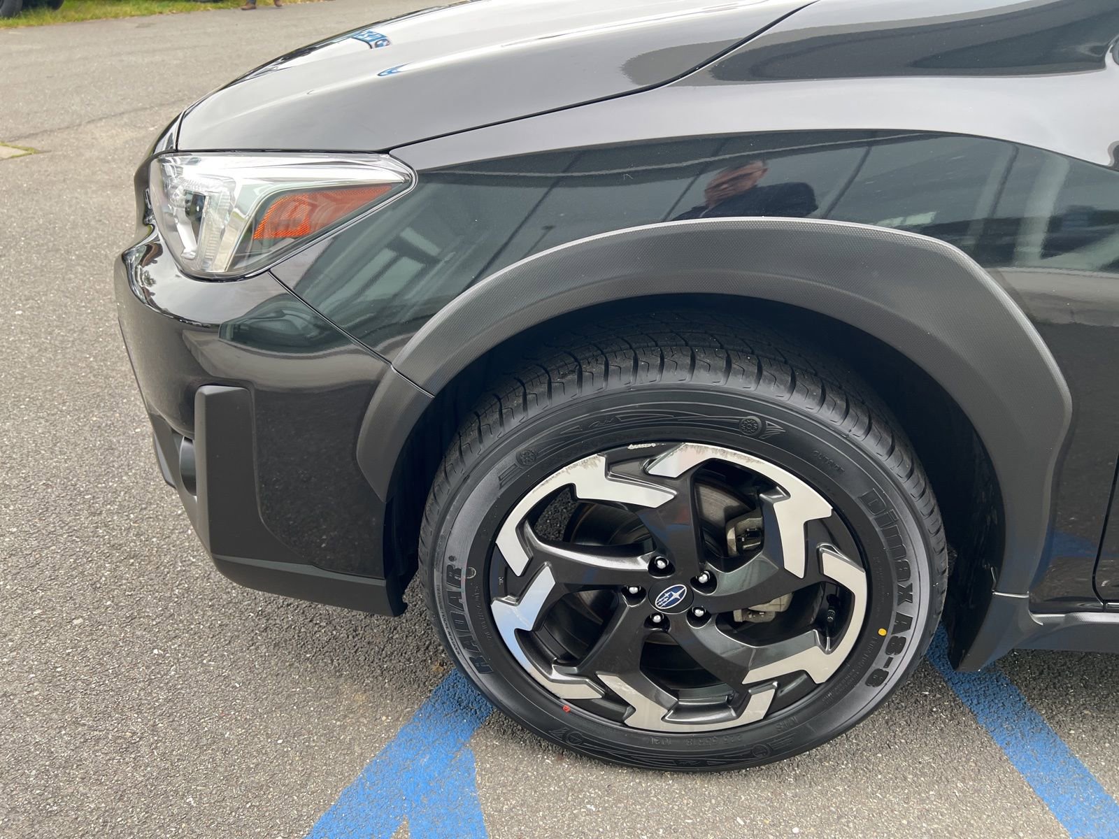 Used 2023 Subaru Crosstrek 2.5i Limited AWD/4WD image 3