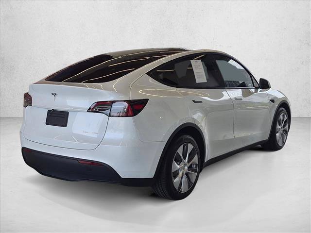 Used 2023 Tesla Model Y Long Range AWD/4WD image 5