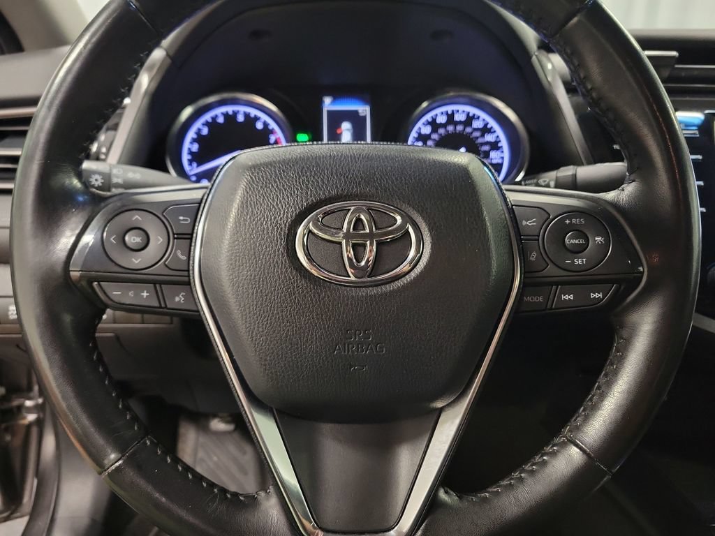 Used 2019 Toyota Camry SE FWD image 17