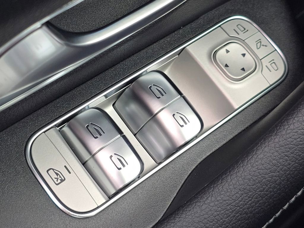 New 2026 Mercedes-Benz GLS 450 4MATIC image 28