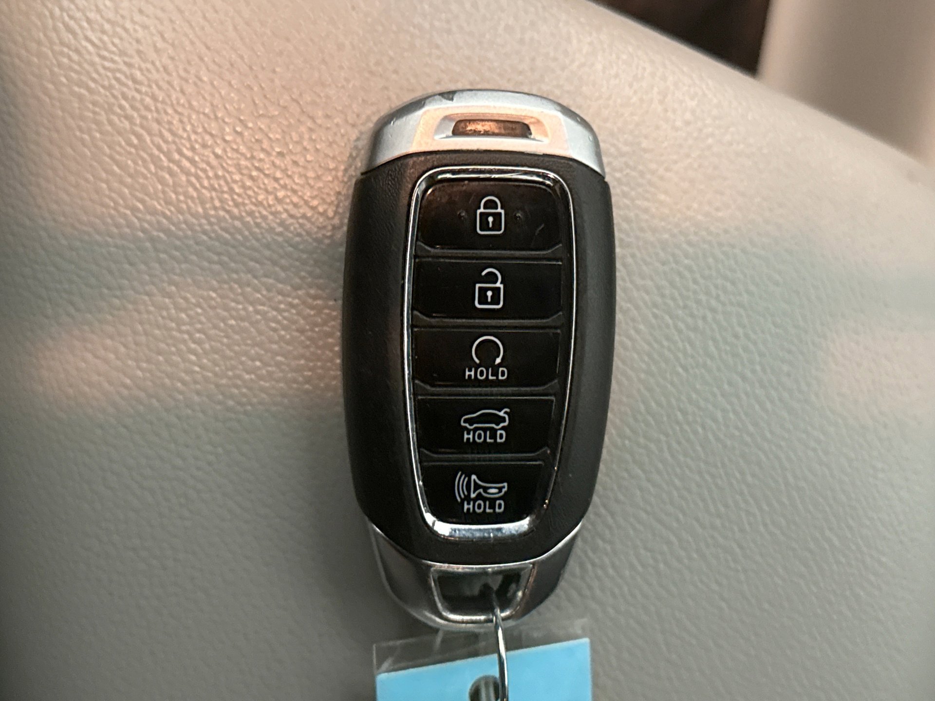 Used 2021 Hyundai Elantra Limited w/ Cargo Package image 10