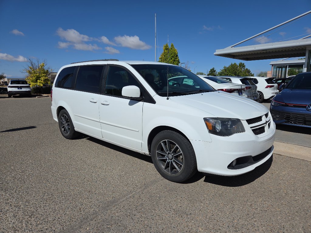 Used 2015 Dodge Grand Caravan R/T w/ Driver Convenience Group FWD image 6