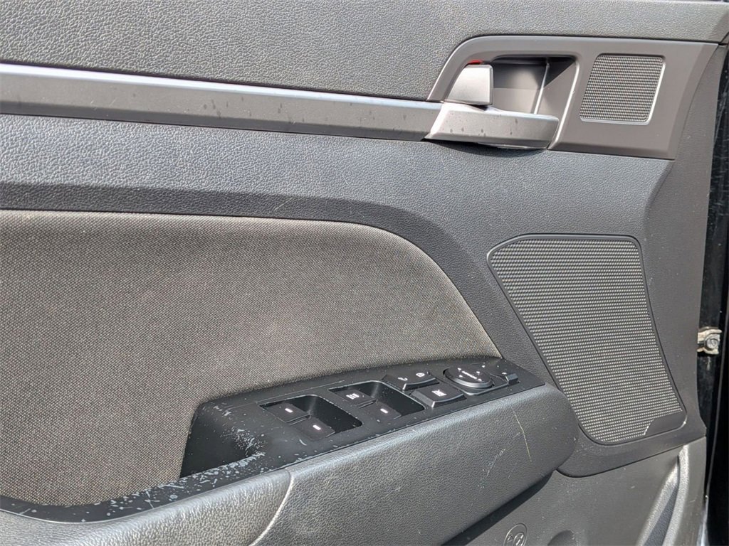 Used 2019 Hyundai Elantra SEL w/ Cargo Package image 15