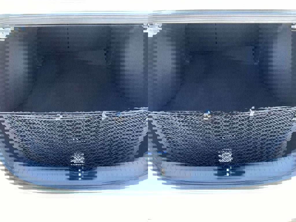 New 2026 Hyundai Elantra Limited image 7