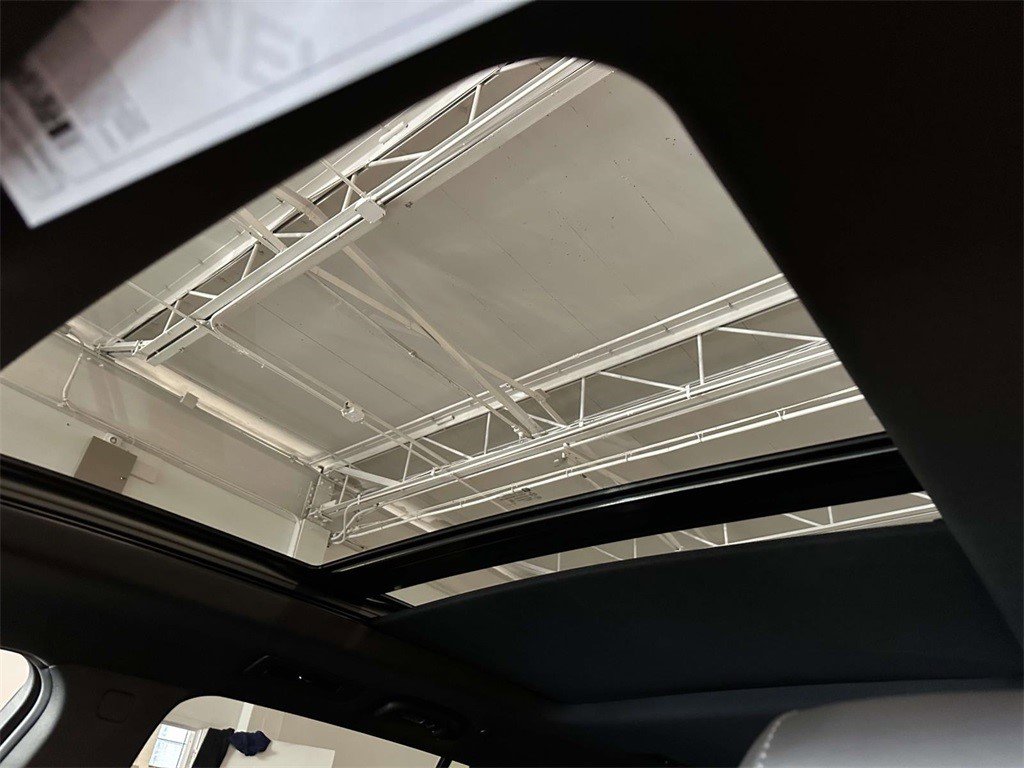 Certified 2024 Cadillac XT6 Luxury image 23