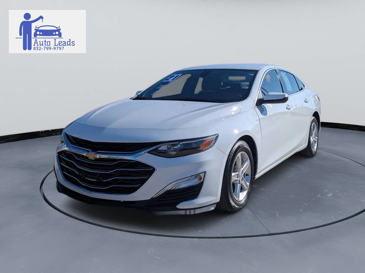 Used 2021 Chevrolet Malibu LS image 3