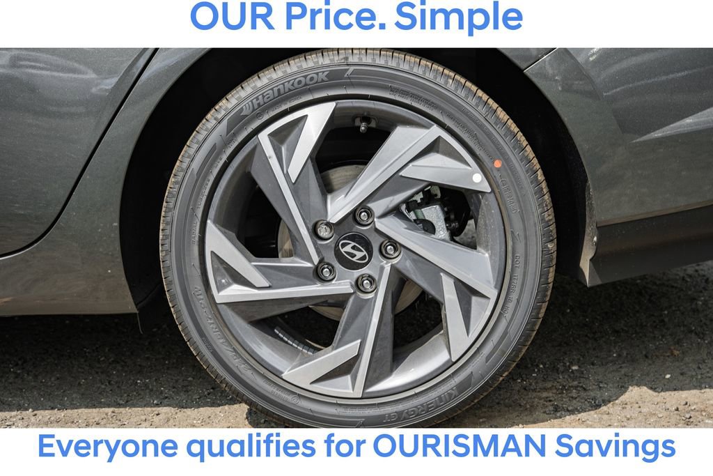 New 2025 Hyundai Elantra SEL image 12