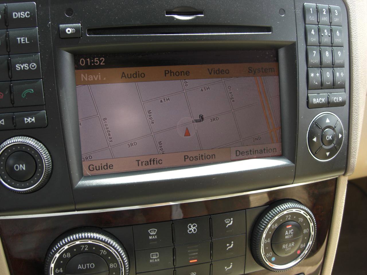 Used 2011 Mercedes-Benz ML 350 2WD image 23