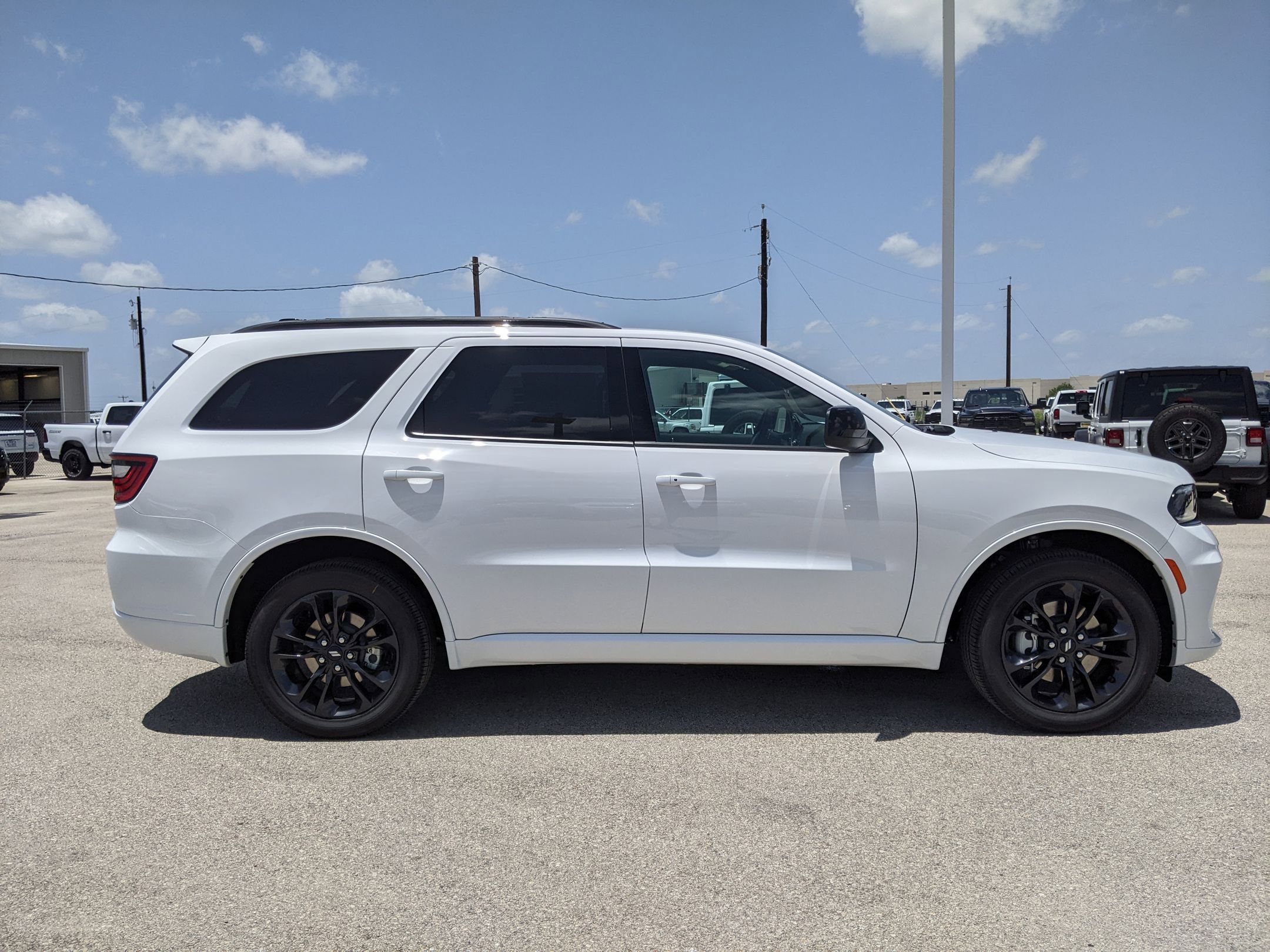 New 2025 Dodge Durango GT w/ Blacktop Package image 2
