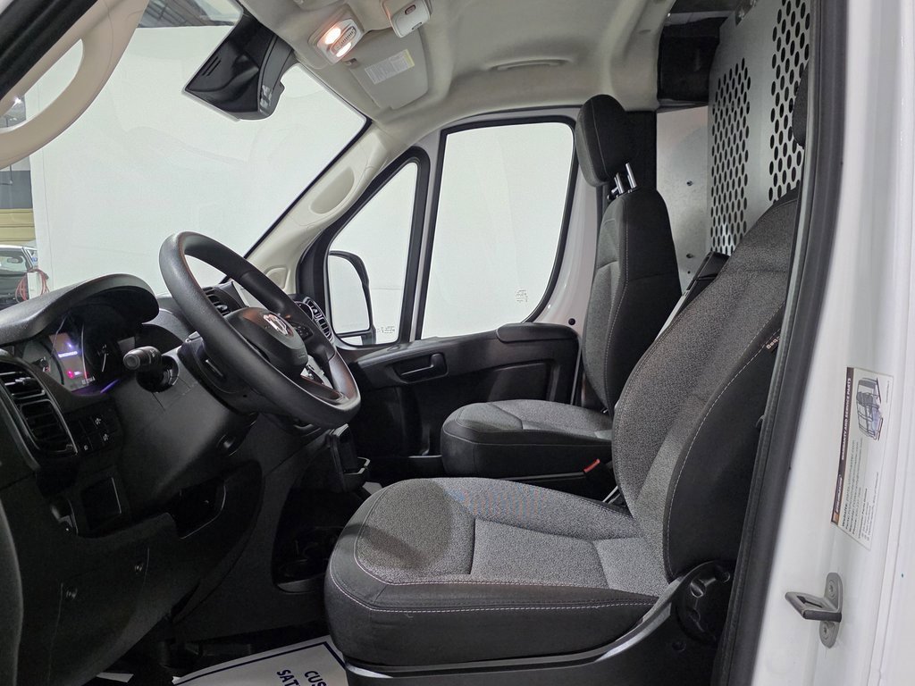 Used 2023 RAM ProMaster 2500 image 14