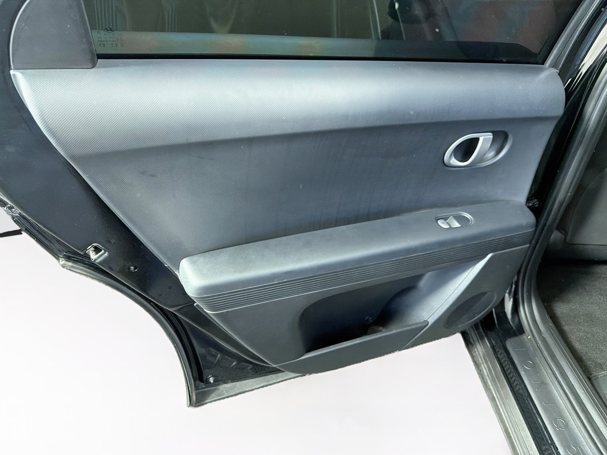 Used 2024 Hyundai Ioniq 5 SEL RWD image 27