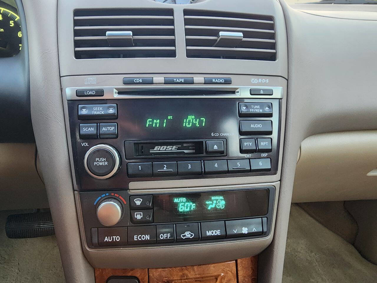Used 2004 INFINITI I35 Base 4dr Sedan FWD image 27