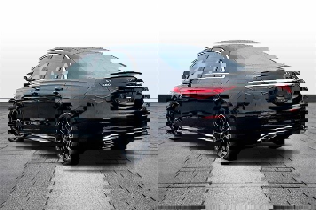 New 2026 Mercedes-Benz S 580 4MATIC Sedan image 4